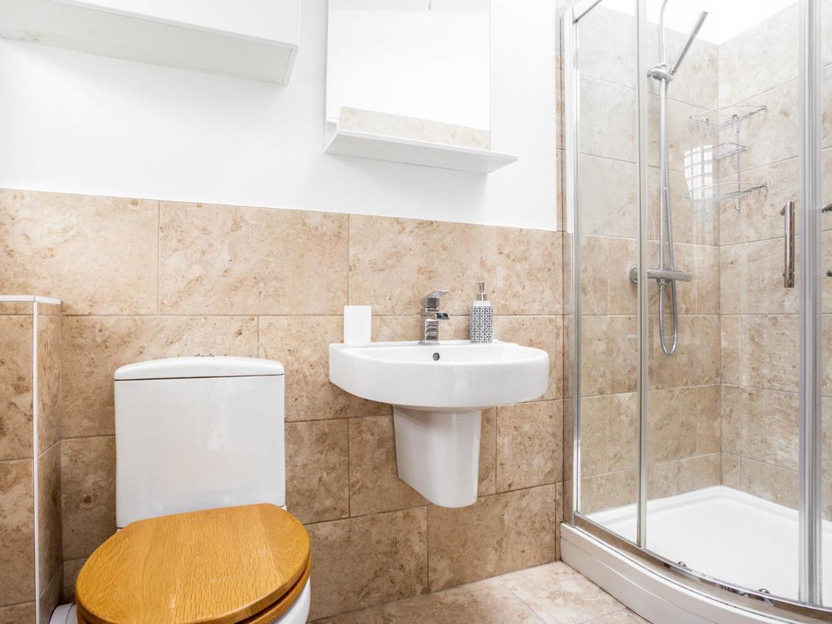 Villa Outstanding 6 Sleeper - Great Location - Legoland Windsor Exterior foto