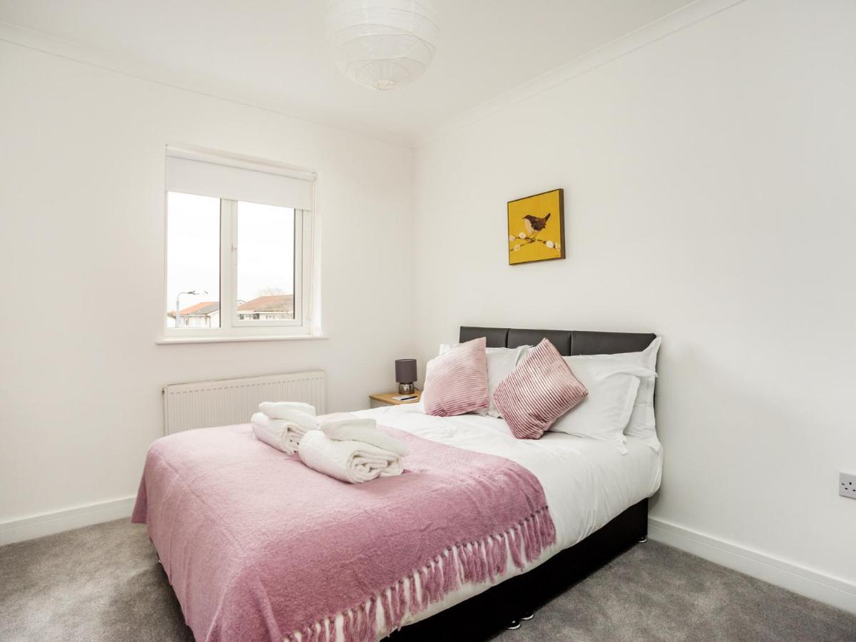 Villa Outstanding 6 Sleeper - Great Location - Legoland Windsor Exterior foto